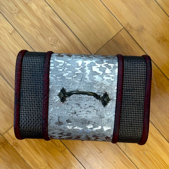 Set of 3 wood snd metal stacking storage/jewelry boxes - Picture 11 of 14